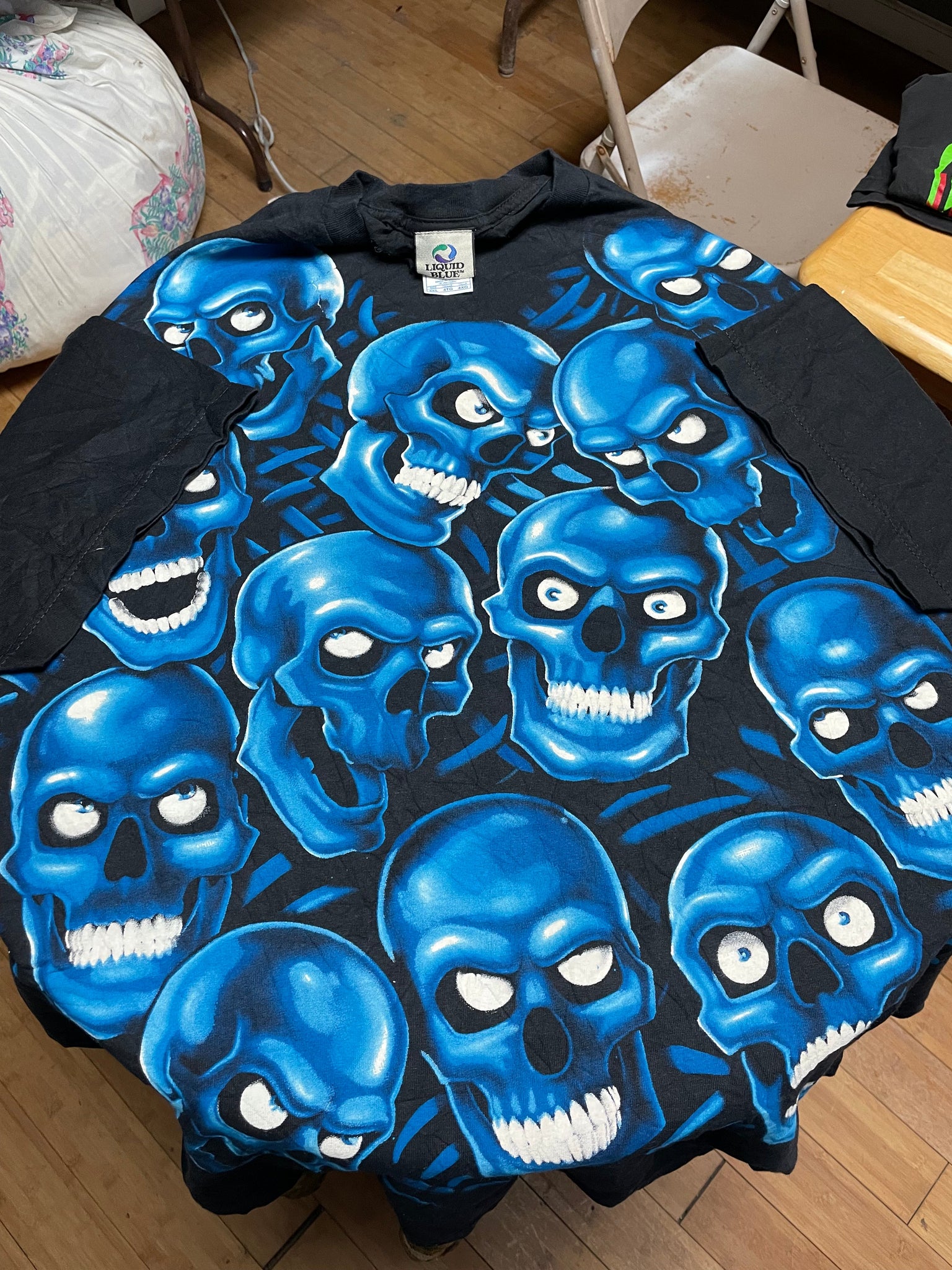 Vintage Liquid Blue Skull Pile Tee