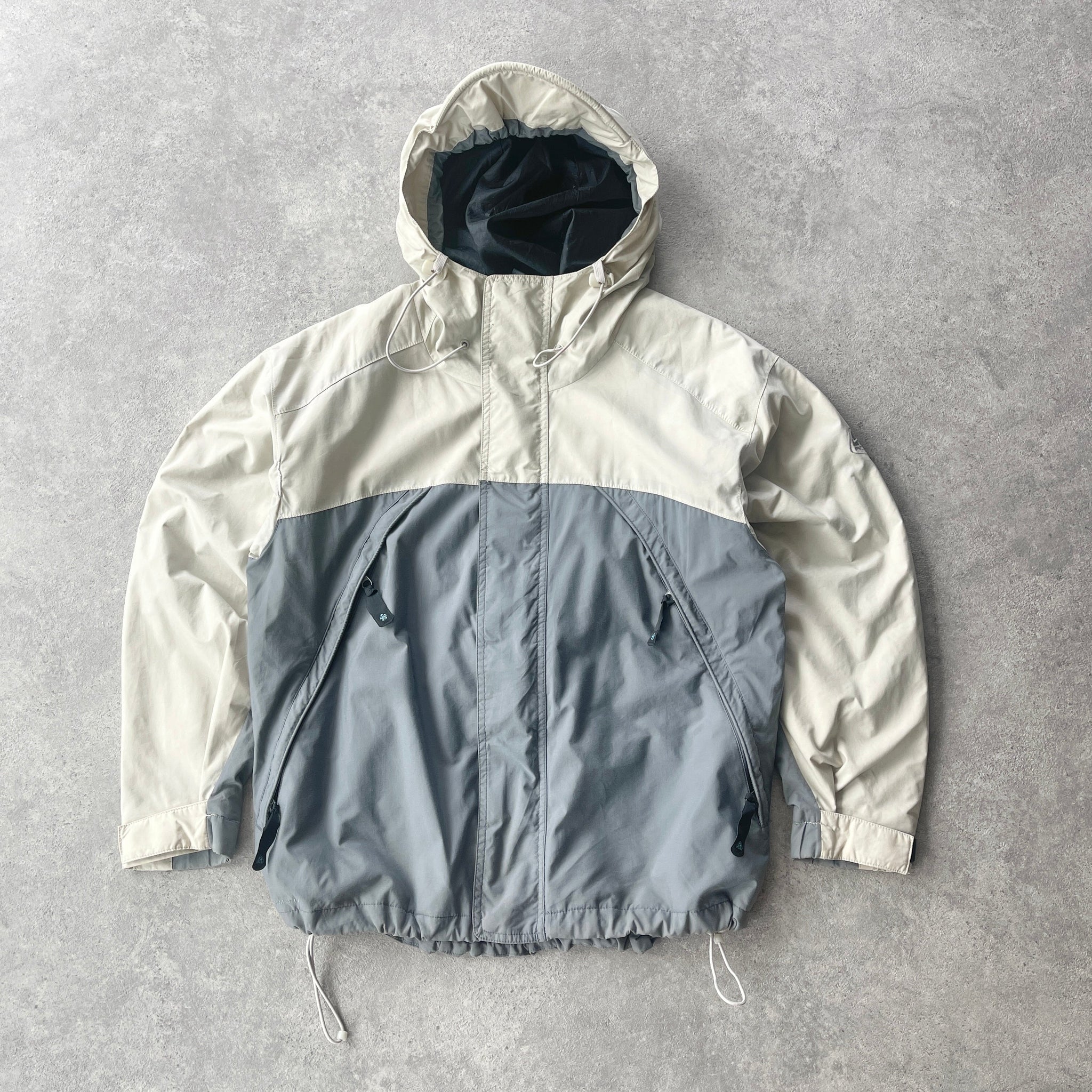 N*ke ACG 2000s storm-fit two tone technical jacket