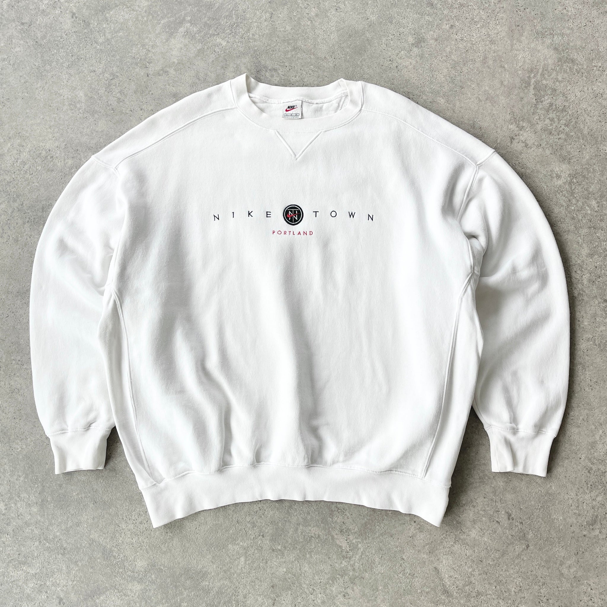 N*ke Town Portland RARE 1990s heavyweight embroidered sweatshirt