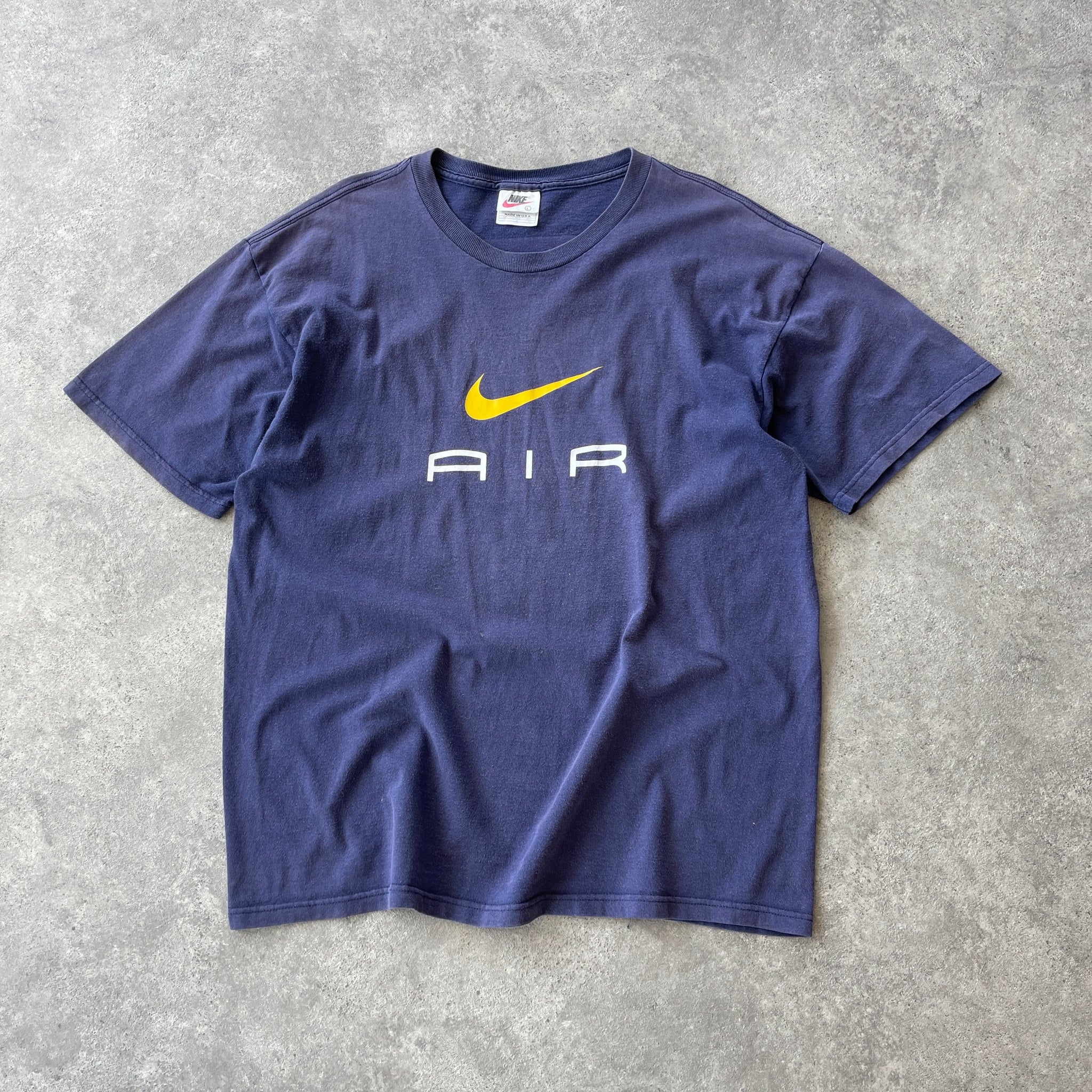 N*ke Air Max RARE 1990s heavyweight graphic t-shirt (L)