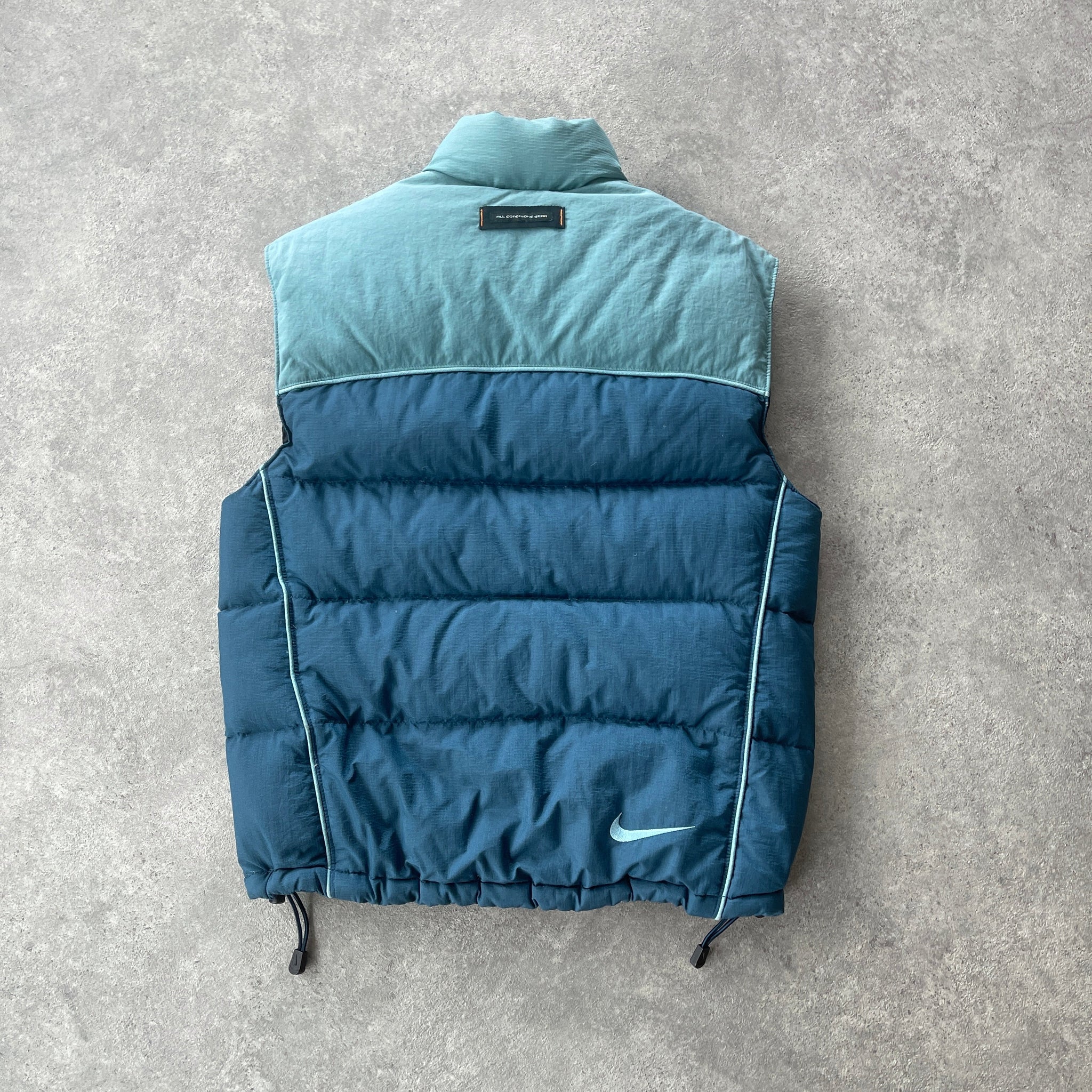 N*ke ACG RARE 1990s heavyweight down fill puffer gilet (L)