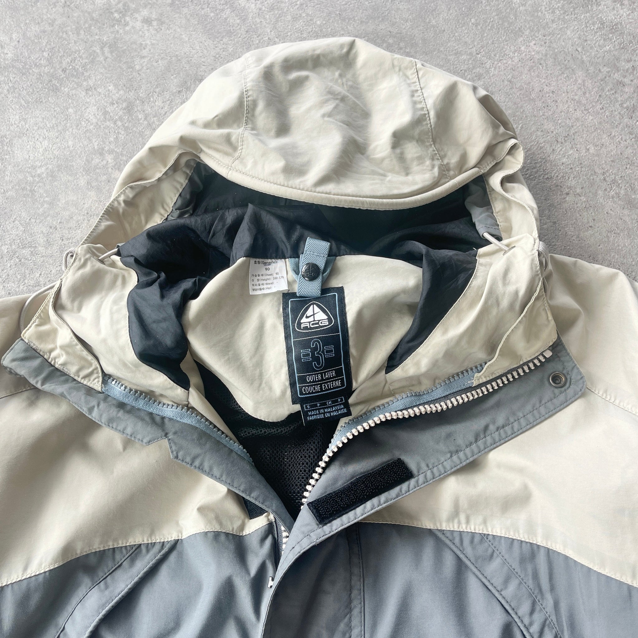 N*ke ACG 2000s storm-fit two tone technical jacket