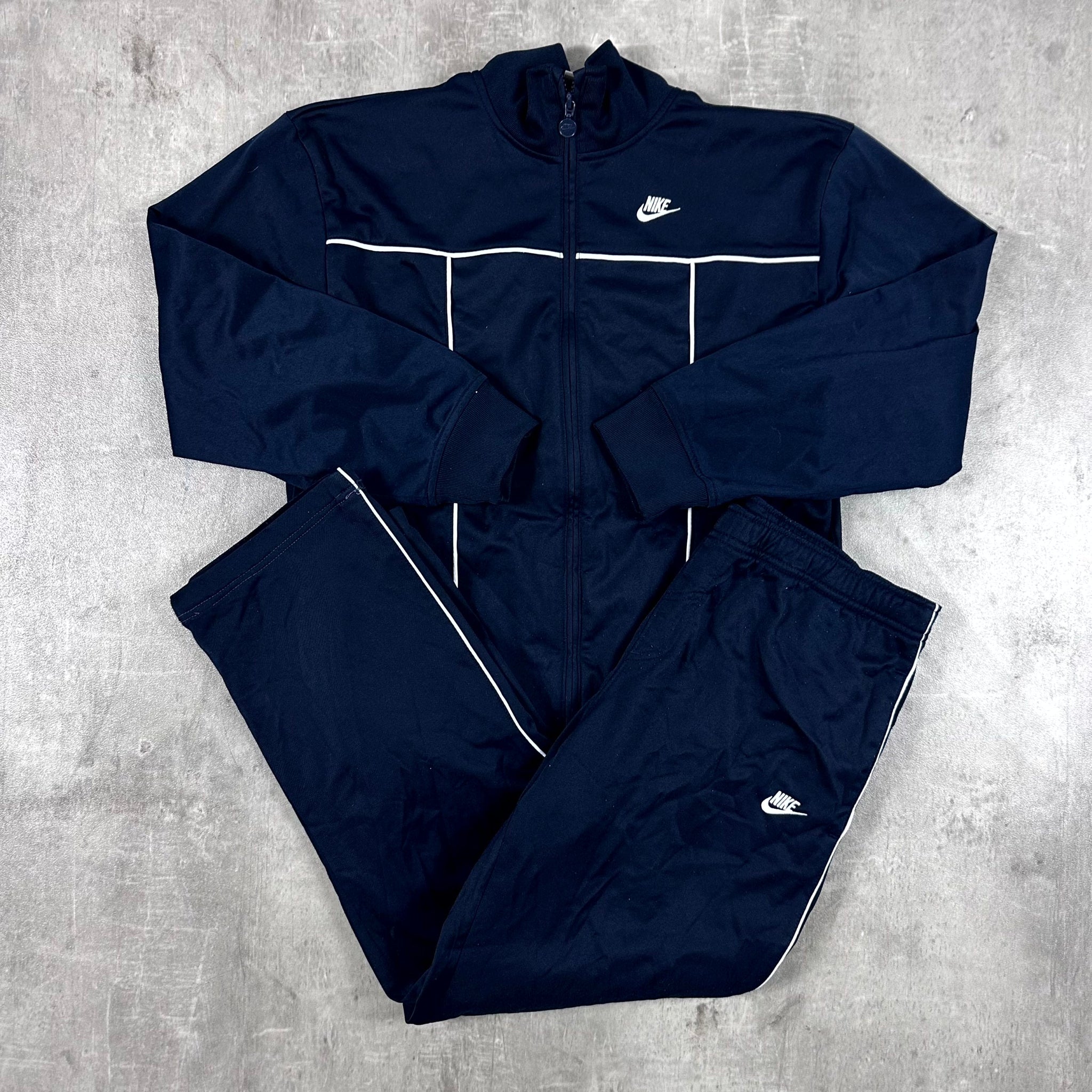 N*ke Vintage Tracksuit