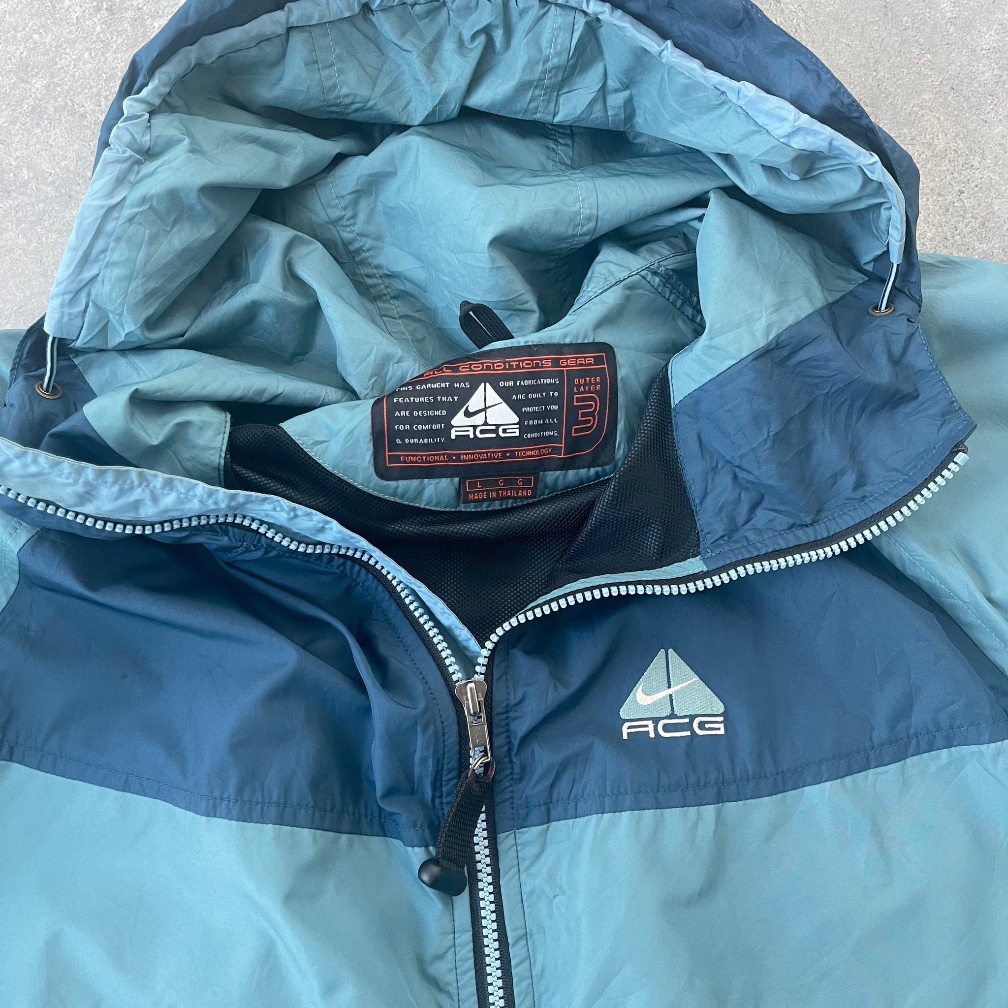 N*ke ACG RARE 1990s Stormfit lightweight shell jacket (L)