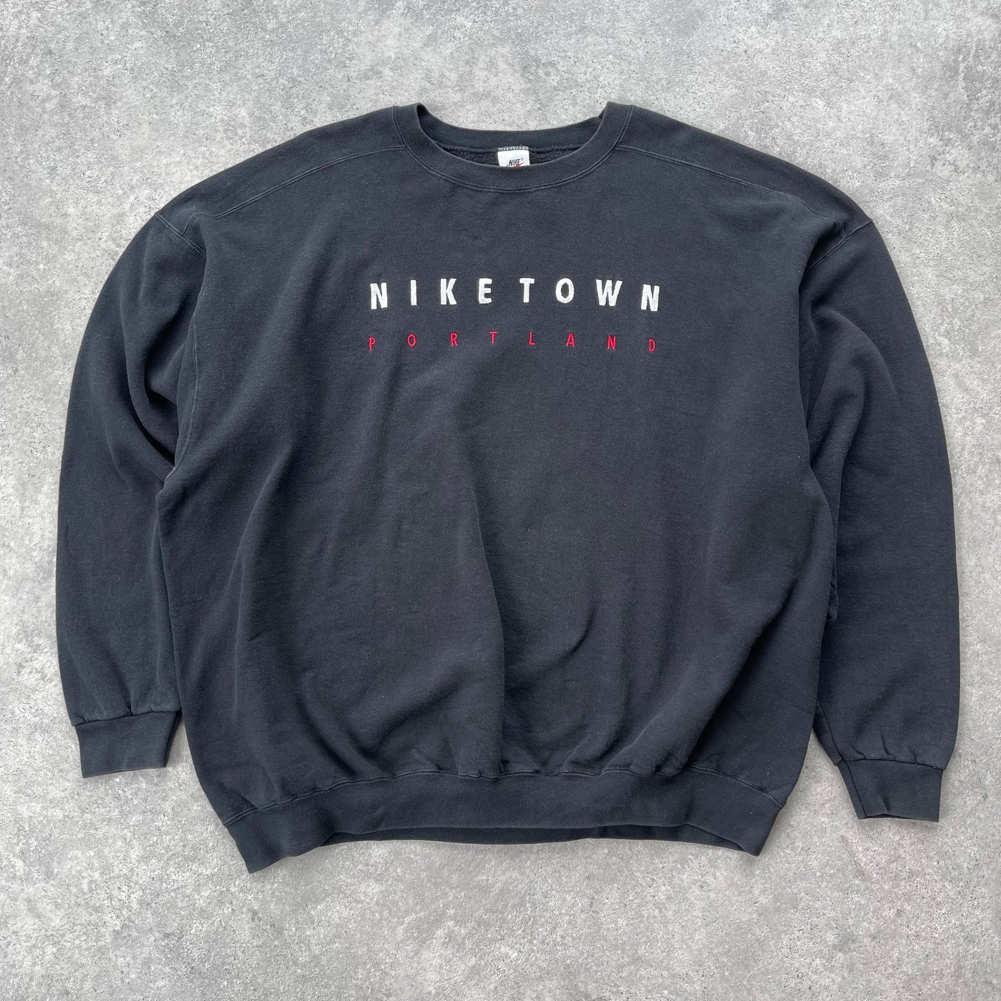 N*ke Town Portland RARE 1990s heavyweight embroidered sweatshirt