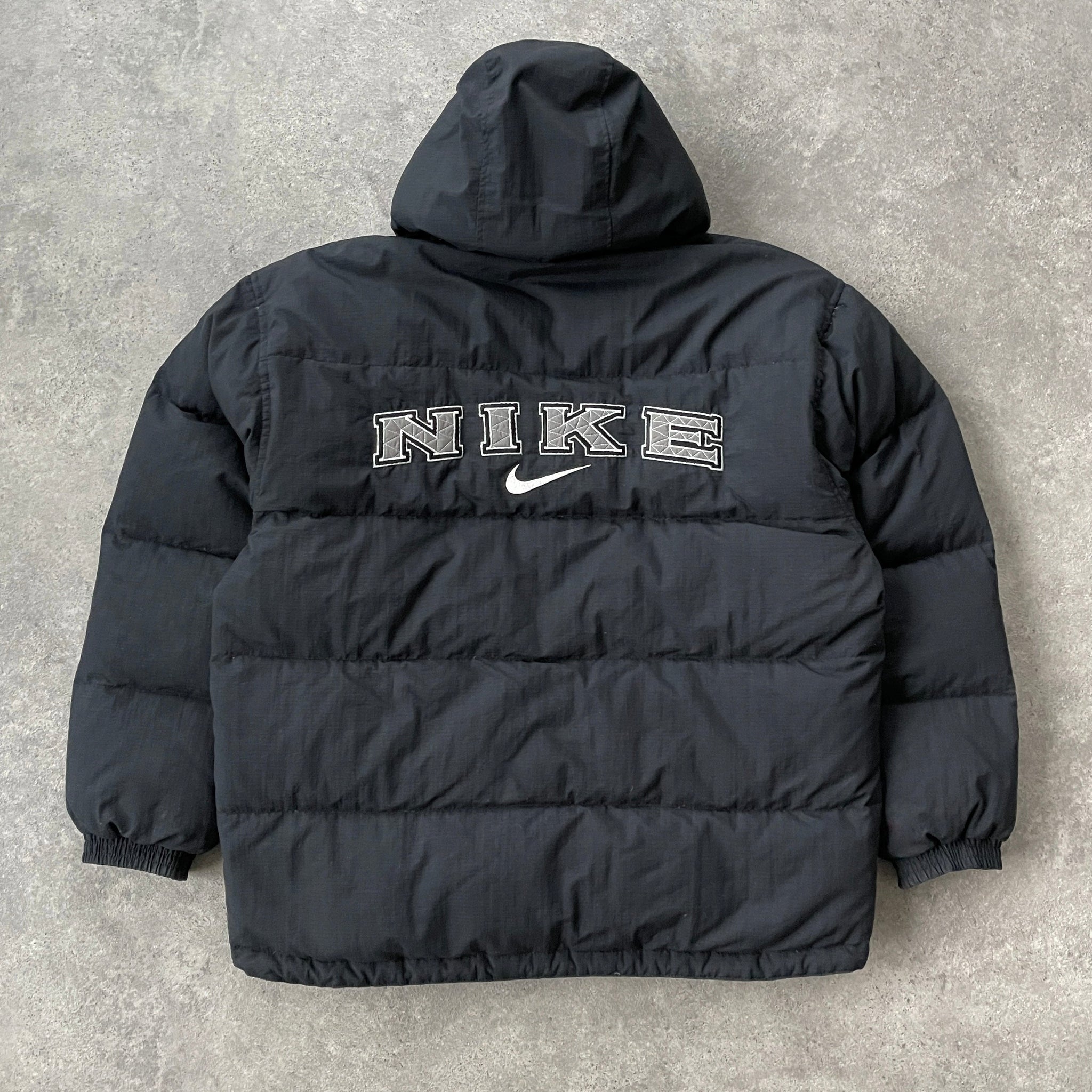 N*ke RARE 1990s heavyweight spellout puffer jacket (L)