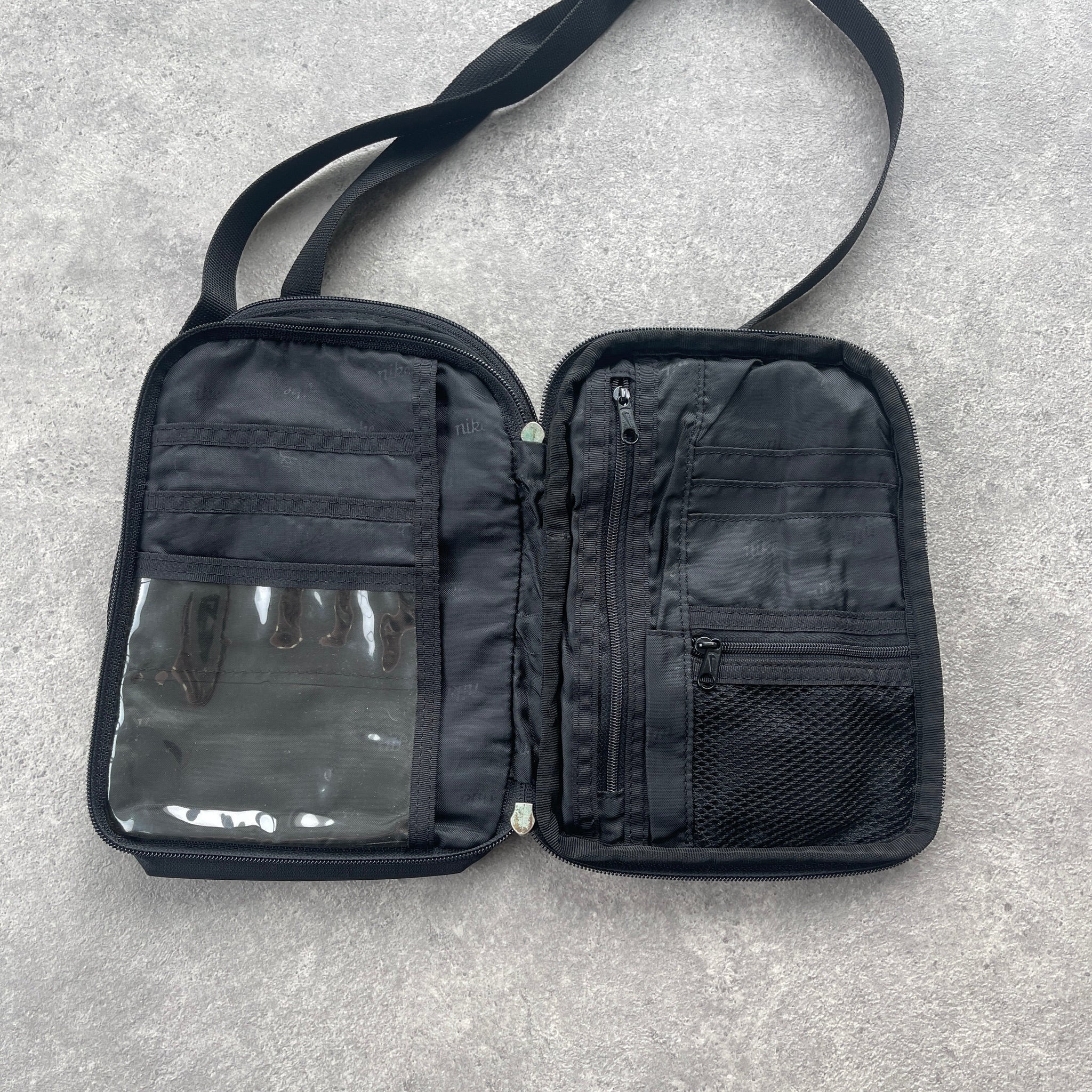 N*ke 1990s cross body technical utility bag