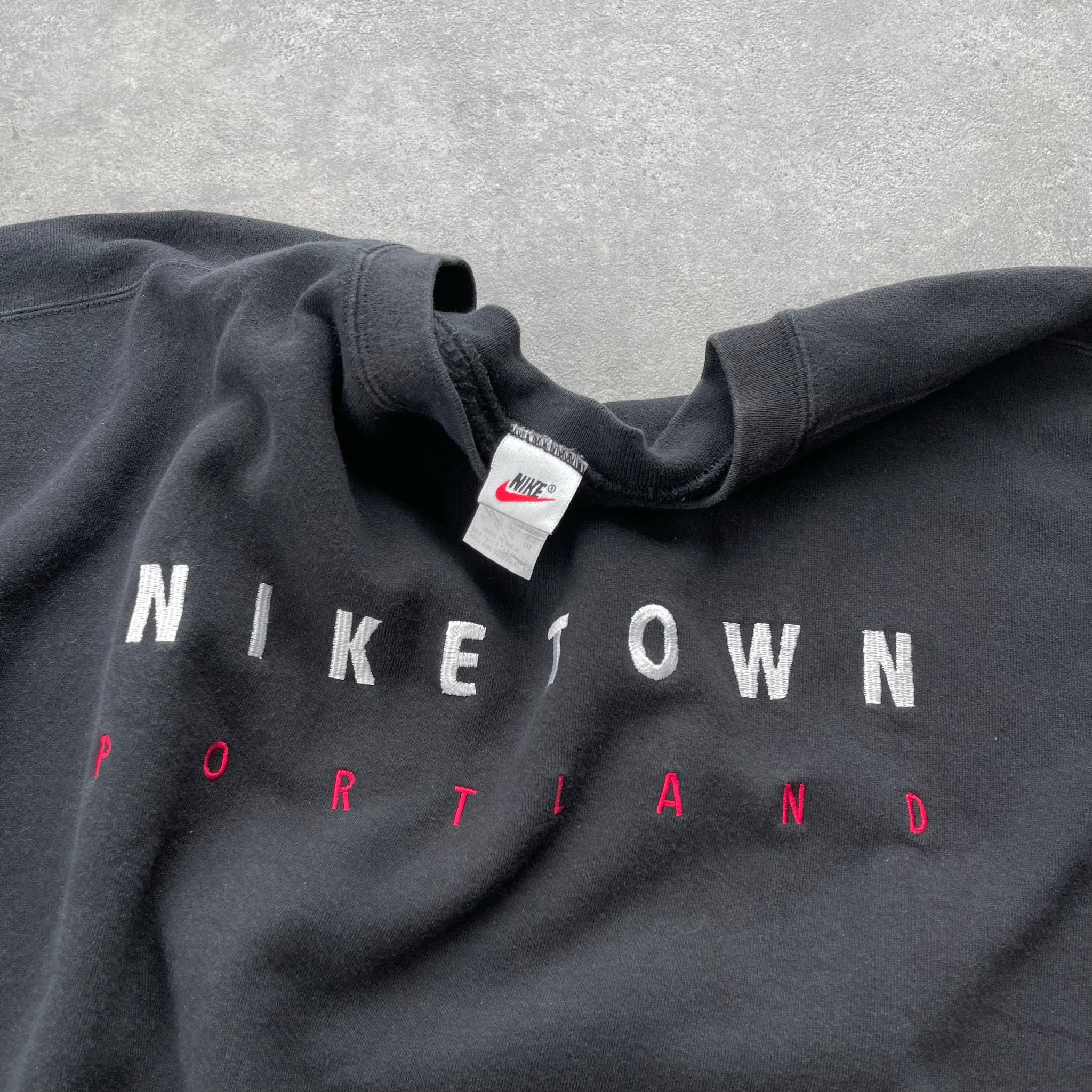 N*ke Town Portland RARE 1990s heavyweight embroidered sweatshirt