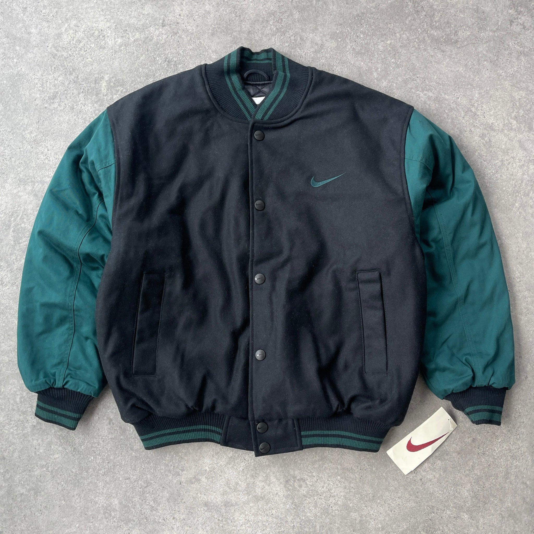 N*ke RARE 1990s heavyweight bomber varsity jacket (L)