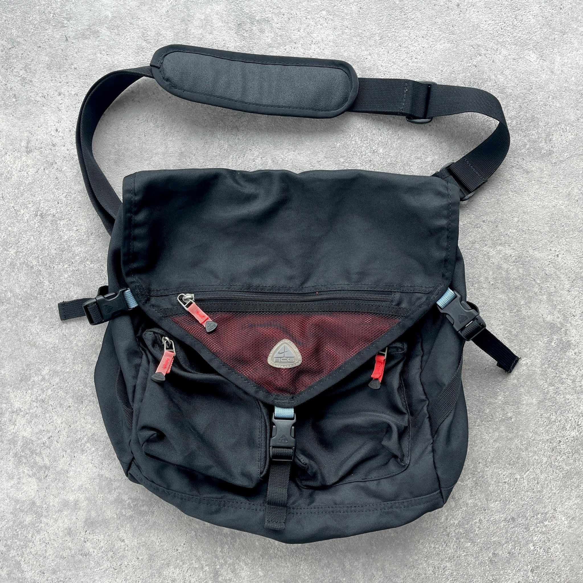 N*ke ACG 1990s cross body technical utility bag