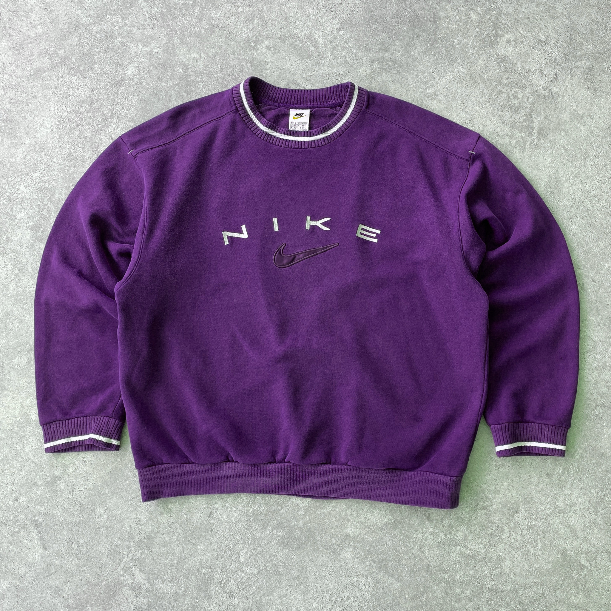 N*ke RARE 1990s heavyweight embroidered spellout sweatshirts