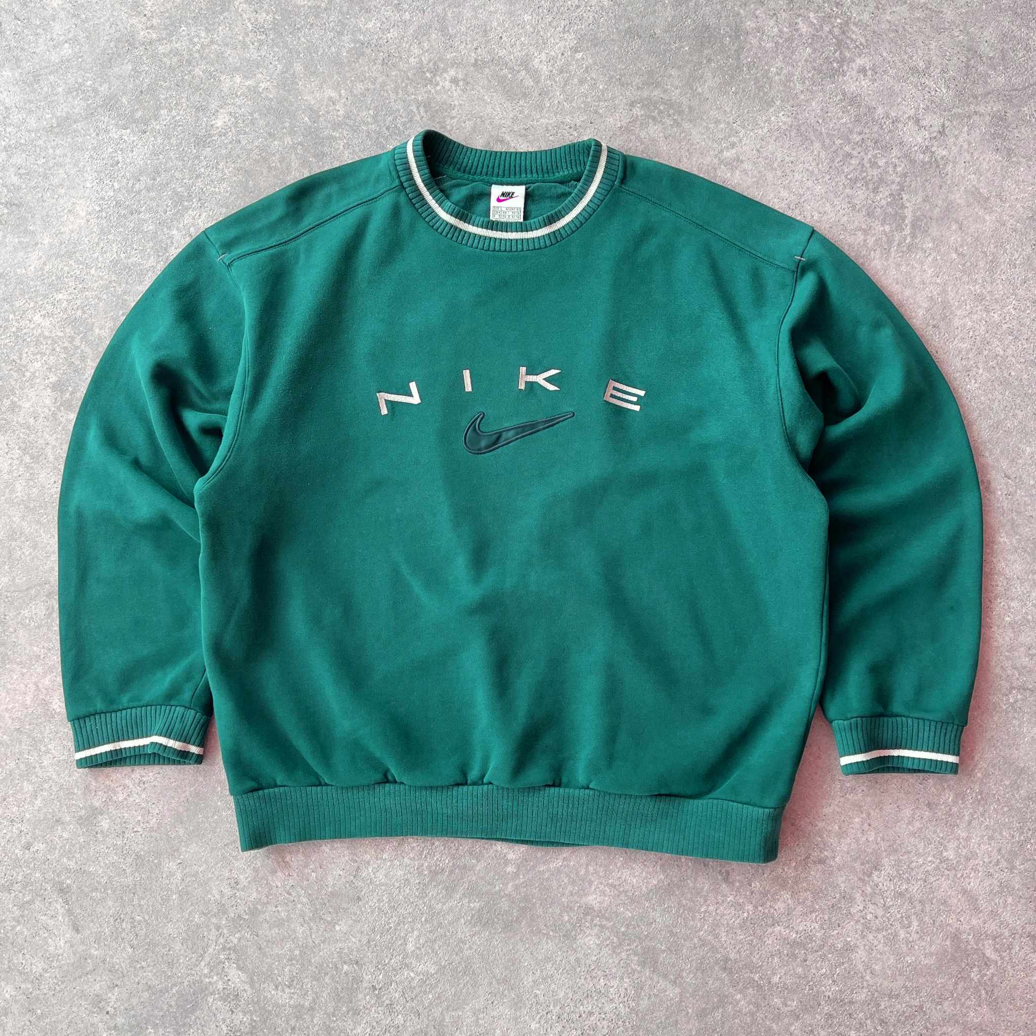 N*ke RARE 1990s heavyweight embroidered spellout sweatshirts