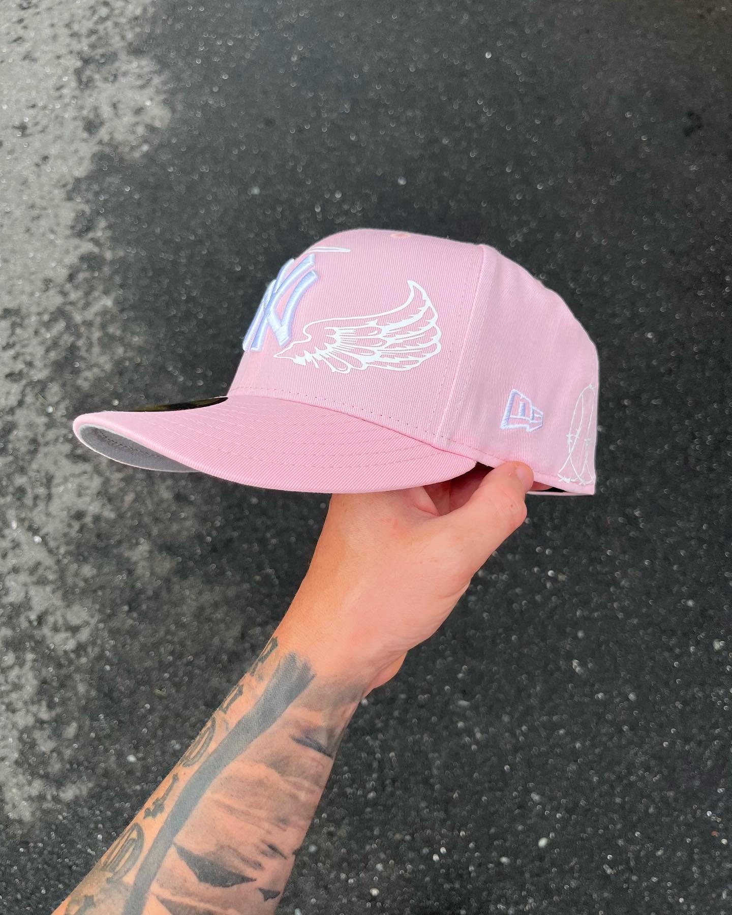 PINK NY ANGELS HAT